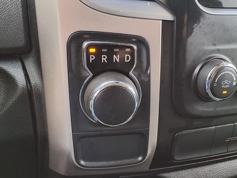 Used 2019 RAM 1500 Classic SLT image 22