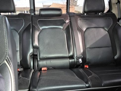 Used 2019 RAM 1500 Laramie image 24