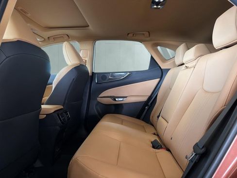 Certified 2025 Lexus NX 250 FWD w/ Accessory Package (Z1) image 11