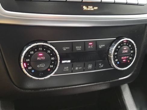 Used 2015 Mercedes-Benz GL 450 4MATIC image 41
