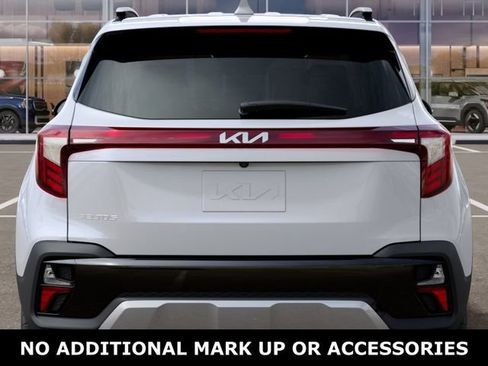 New 2026 Kia Seltos EX FWD image 13
