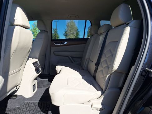 New 2026 Volkswagen Atlas SE image 10