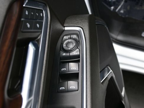 Used 2024 GMC Sierra 1500 SLT AWD/4WD image 13