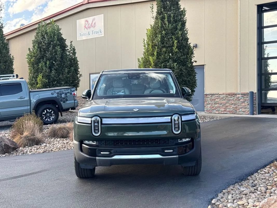 Used 2023 Rivian R1S Adventure Quad AWD/4WD image 3