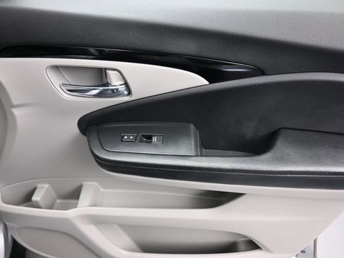 Used 2016 Honda Pilot Elite image 54