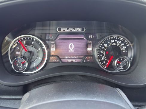 Used 2021 RAM 2500 Laramie w/ Night Edition image 22