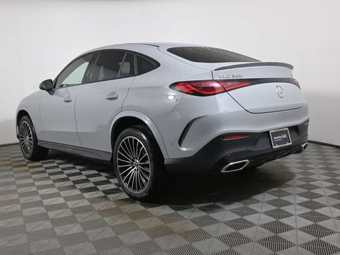 Certified 2025 Mercedes-Benz GLC 300 4MATIC image 5