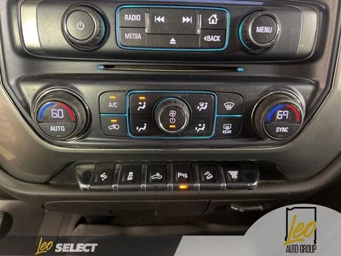 Used 2018 Chevrolet Silverado 2500 LT w/ LT Convenience Package AWD/4WD image 24