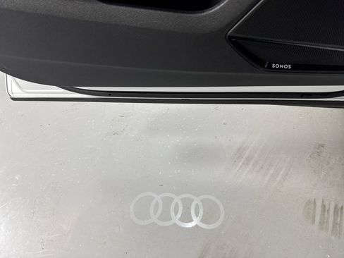 Used 2025 Audi Q3 2.0T Premium Plus w/ Premium Plus Package AWD/4WD image 11