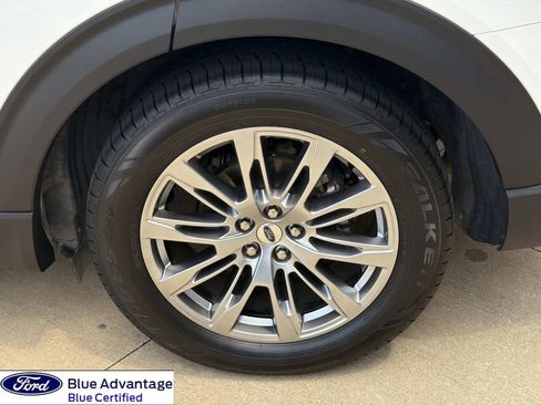 Used 2025 Ford Explorer Platinum RWD image 7
