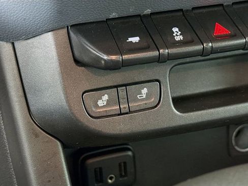 Used 2020 Chevrolet Colorado Z71 image 19