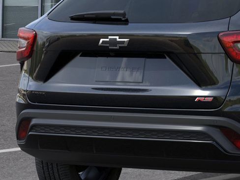 New 2026 Chevrolet Trax RS w/ Driver Confidence Package image 38