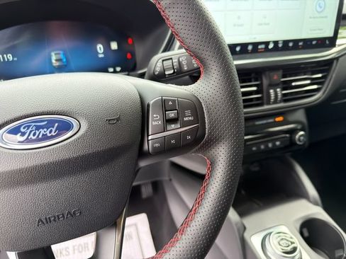 Used 2026 Ford Escape ST-Line Select w/ Tech Pack #2 AWD/4WD image 40