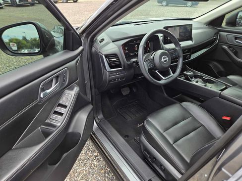 Used 2024 Nissan Rogue SL w/ SL Premium Package FWD image 19