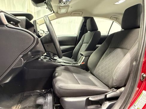 Used 2024 Toyota Corolla LE image 17