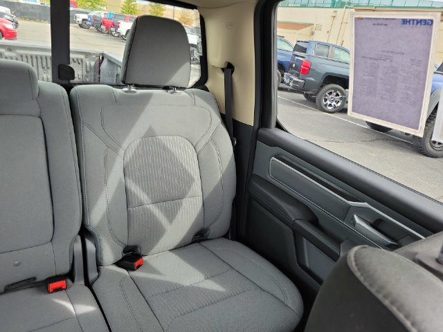 Used 2020 RAM 1500 Big Horn AWD/4WD image 14