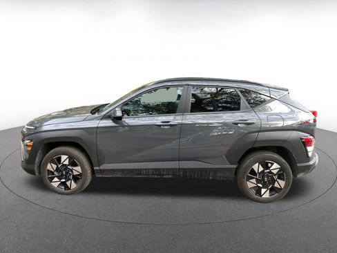 Used 2025 Hyundai Kona SEL image 4
