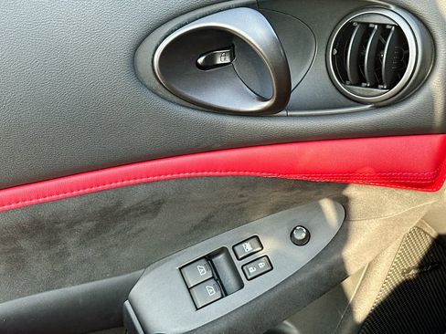 Used 2023 Nissan Z Performance w/ Floor Mat Package (L93) image 18