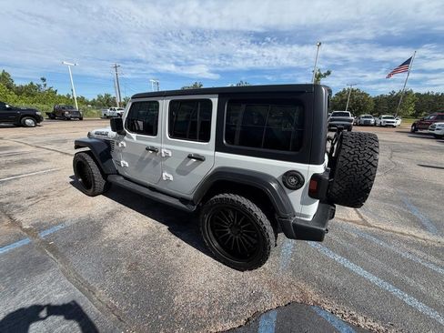 Used 2020 Jeep Wrangler Unlimited Sport S AWD/4WD image 6