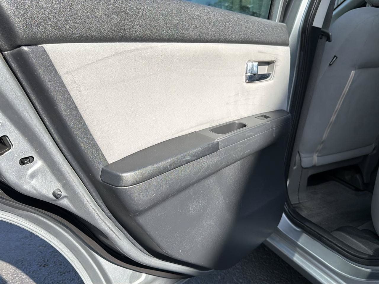 Used 2011 Nissan Sentra 2.0 S FWD image 21