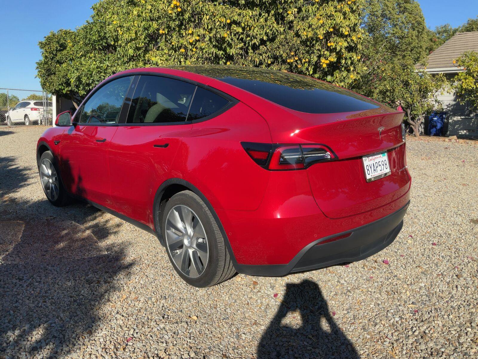 Used 2021 Tesla Model Y Long Range AWD/4WD image 3