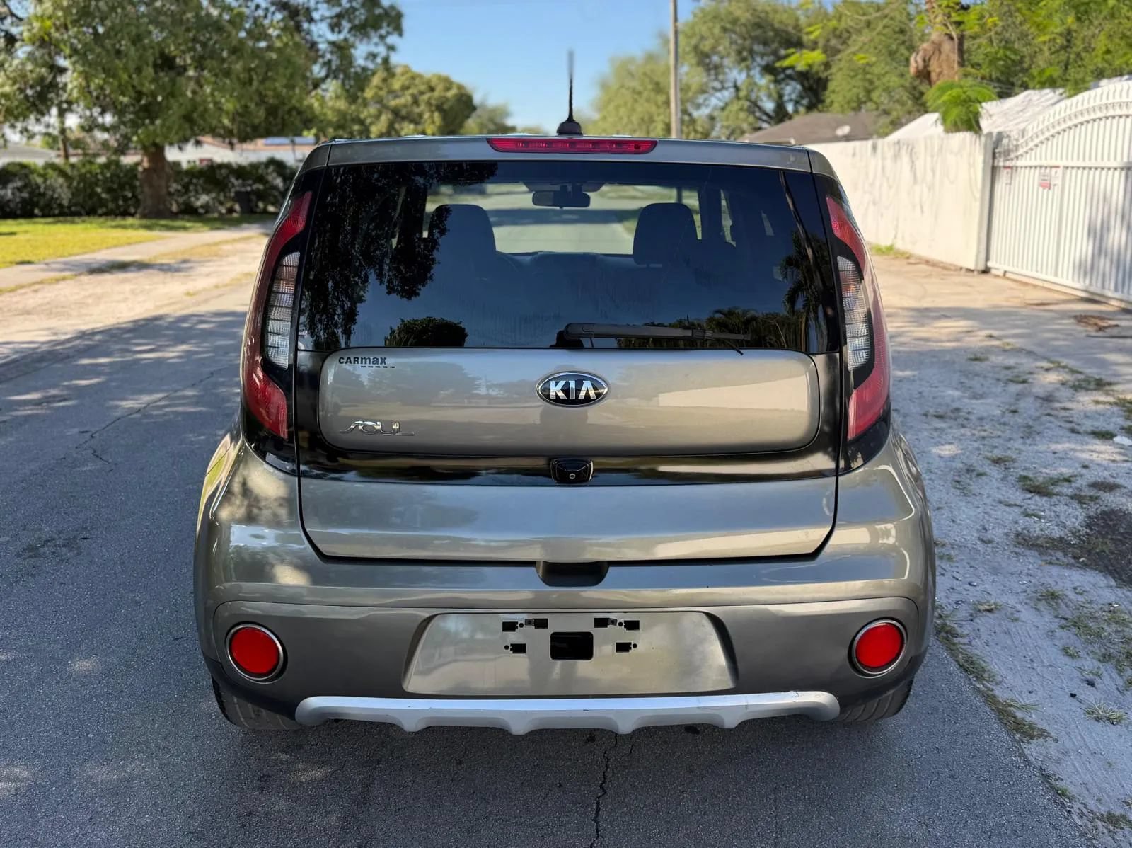 Used 2017 Kia Soul + FWD image 7