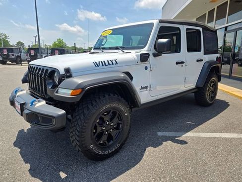 Used 2023 Jeep Wrangler Unlimited w/ Cold Weather Group AWD/4WD image 23