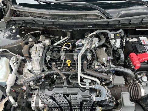 Used 2024 Nissan Altima 2.5 SV w/ SV Premium Package FWD image 20
