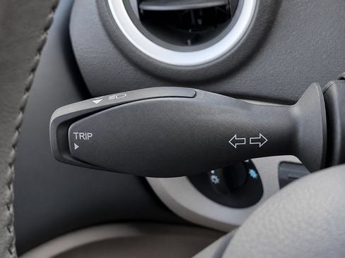 Used 2014 Ford Fiesta SE FWD image 23