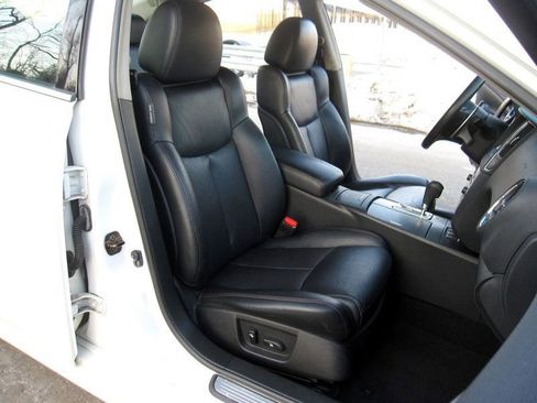 Used 2010 Nissan Maxima 3.5 SV w/ Sport Pkg image 24