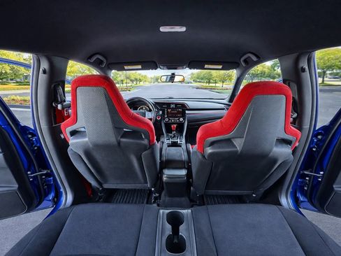 Used 2019 Honda Civic Type R image 18
