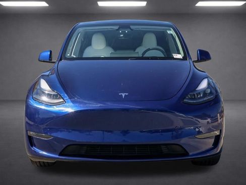 Used 2024 Tesla Model Y Long Range AWD/4WD image 9