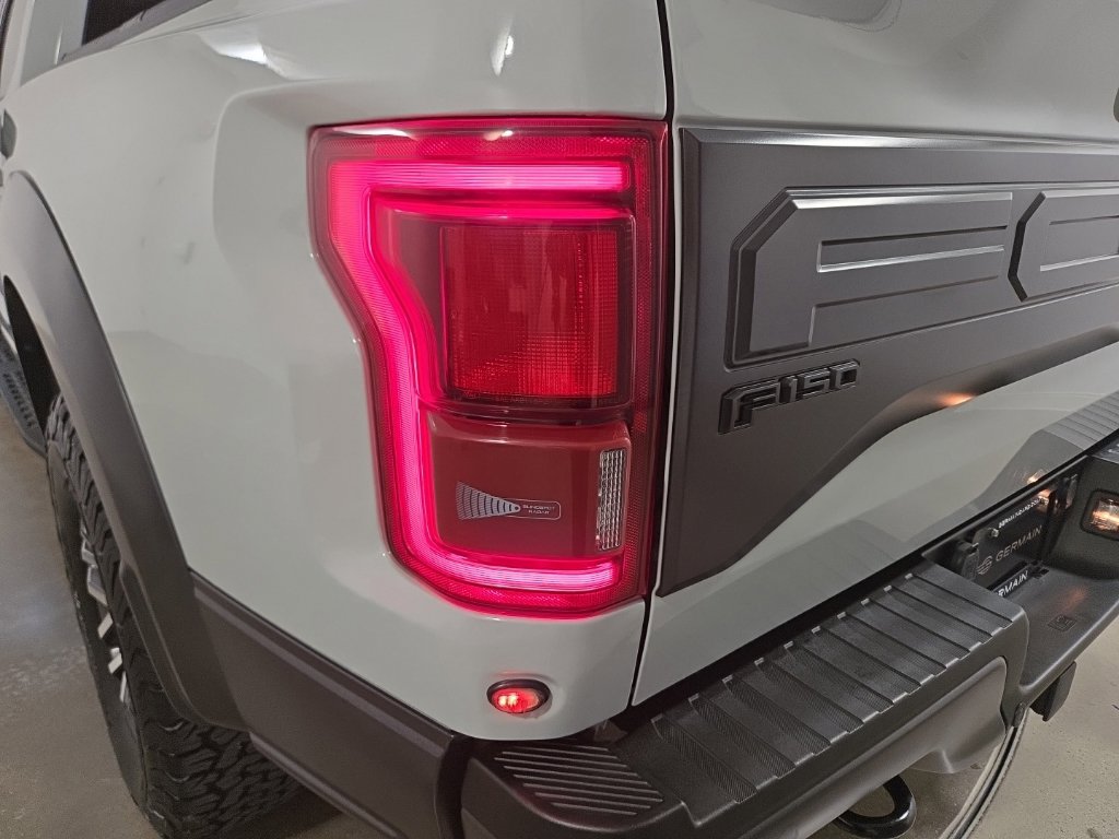 Used 2017 Ford F150 Raptor w/ Equipment Group 802A Luxury AWD/4WD image 26