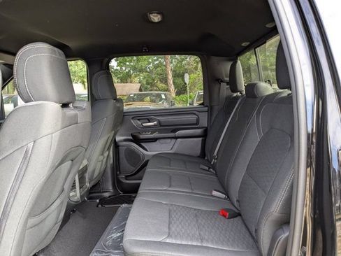New 2026 RAM 1500 Express AWD/4WD image 13