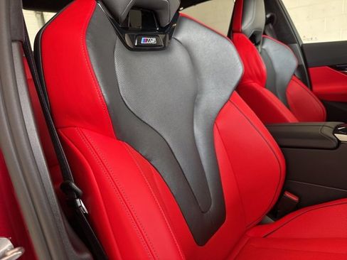 Used 2025 BMW M5 w/ Carbon Package image 60