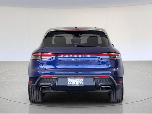 Certified 2026 Porsche Macan AWD/4WD image 7