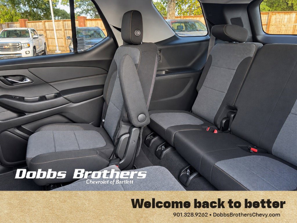 Used 2018 Chevrolet Traverse LT FWD image 15