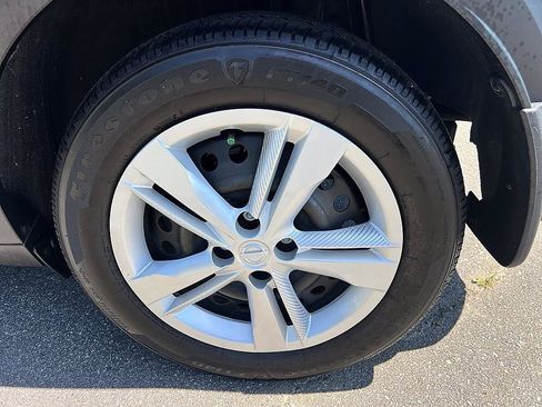 Certified 2025 Nissan Kicks Play S FWD image 10