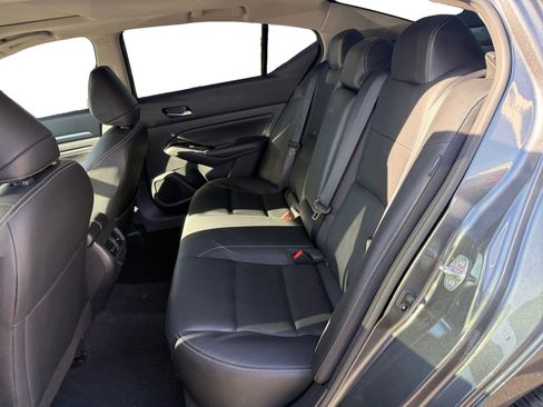 Used 2023 Nissan Altima 2.5 SL image 16