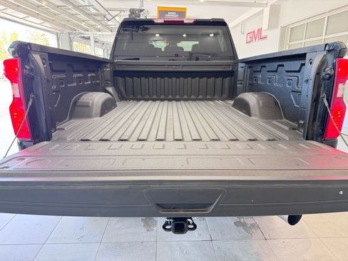 Certified 2025 Chevrolet Silverado 2500 Custom w/ Custom Value Package AWD/4WD image 7