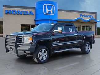 Used 2016 GMC Sierra 2500 SLT w/ All-Terrain HD Package AWD/4WD video 1