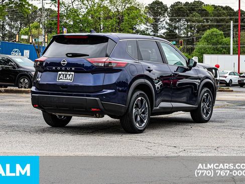 Used 2025 Nissan Rogue SV FWD image 6