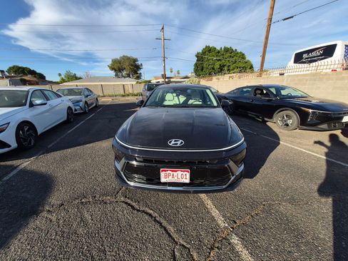 Used 2025 Hyundai Sonata SEL image 1