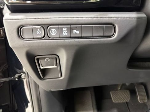Certified 2023 Acura MDX SH-AWD w/ Technology Package image 12
