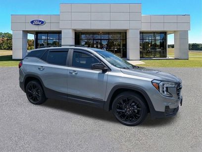 Used 2023 GMC Terrain SLE w/ Elevation Edition