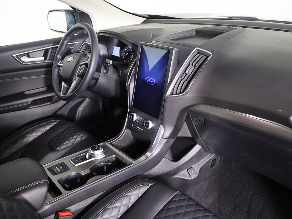 Used 2023 Ford Edge Titanium w/ Equipment Group 301A AWD/4WD image 29