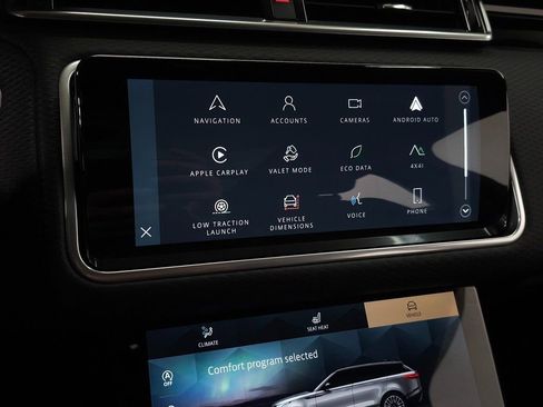 Used 2023 Land Rover Range Rover Velar R-Dynamic S image 27