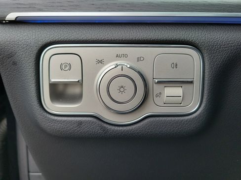 Used 2024 Mercedes-Benz GLE 350 4MATIC image 21