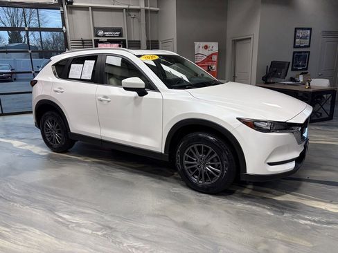 Used 2020 MAZDA CX-5 Touring image 28