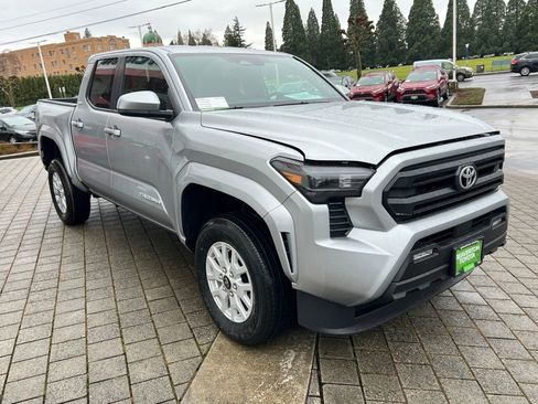 New 2026 Toyota Tacoma SR5 image 7